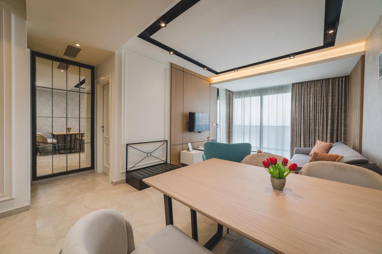 Kalamper Apartments Добра вода Екстериор снимка
