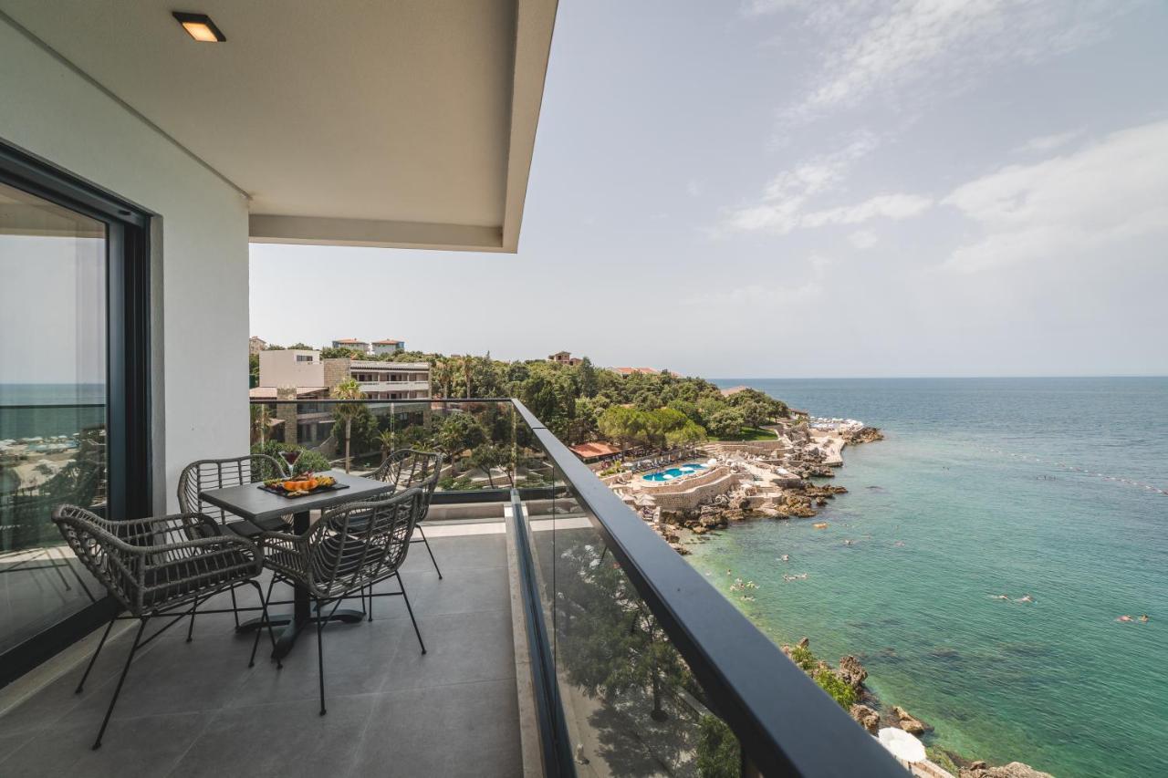 Kalamper Apartments Добра вода Екстериор снимка