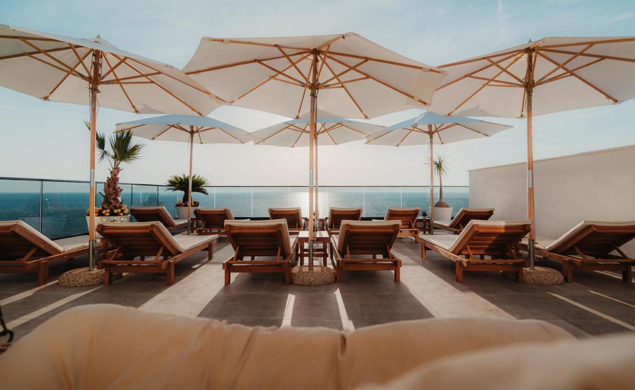 Kalamper Apartments Добра вода Екстериор снимка